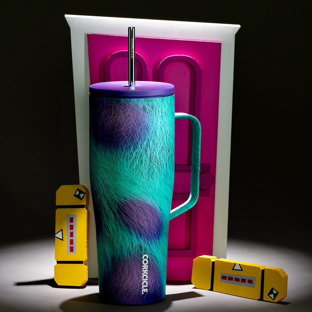 disney-pixar-cold-cup-xl-z7 MonstersInc-Lifestyle-PDP2.jpg